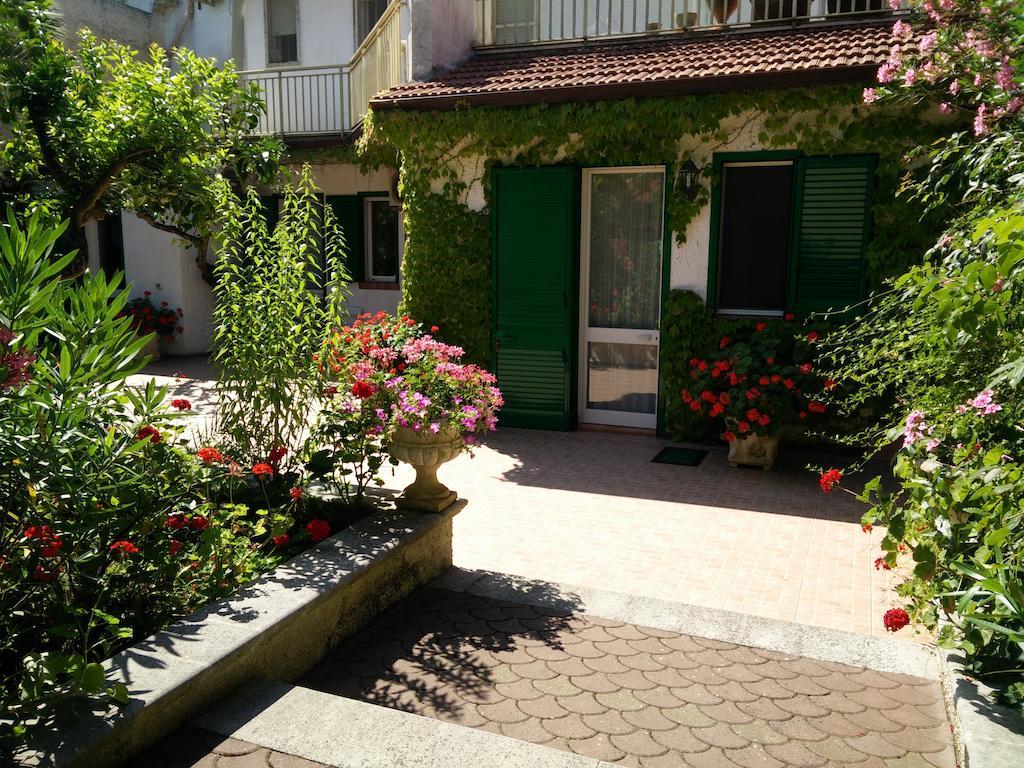 Residenza Villa I Nidi Santa Caterina  Eksteriør bilde