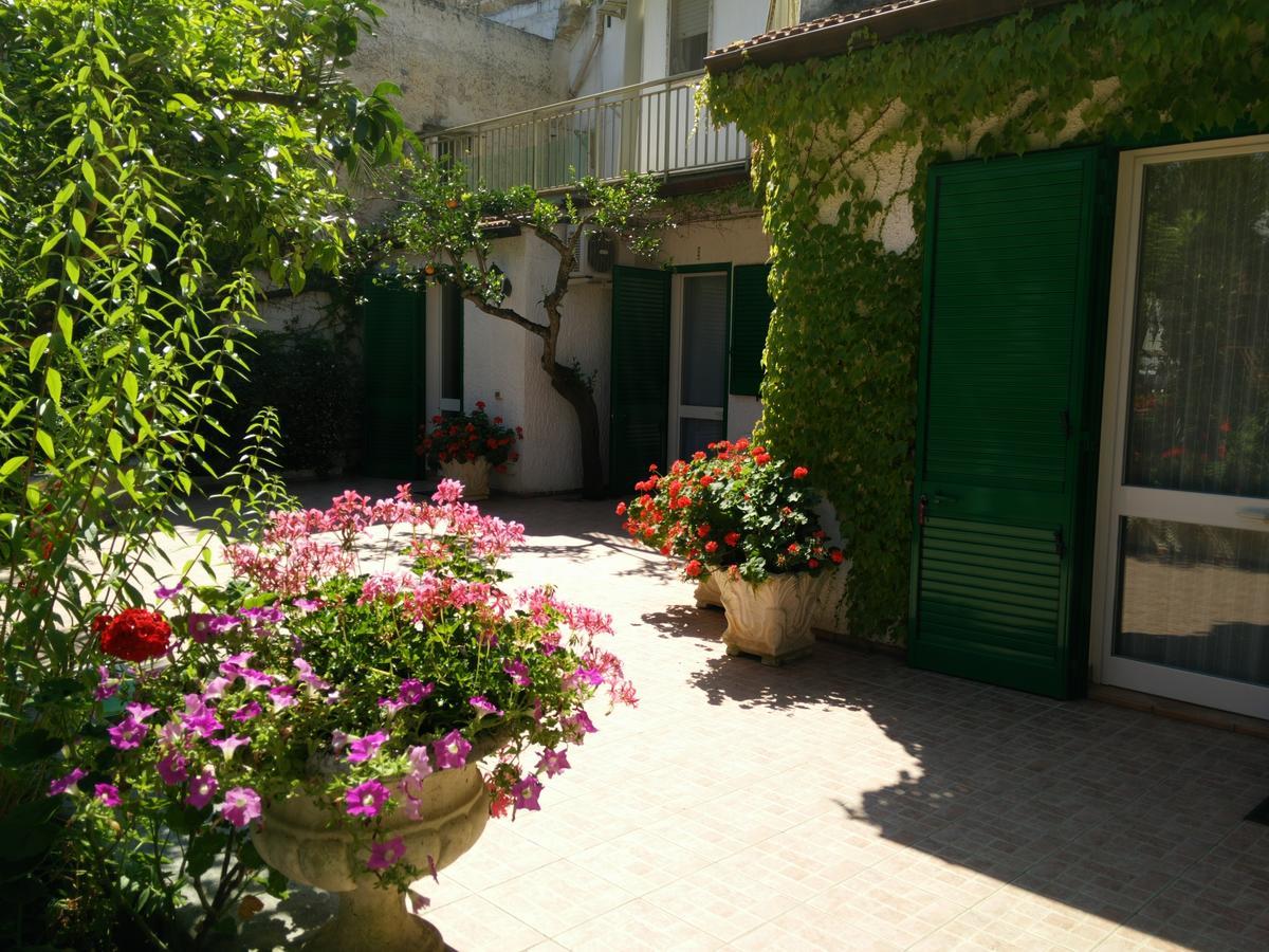Residenza Villa I Nidi Santa Caterina  Eksteriør bilde